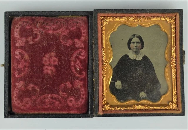 ANTIQUE 1860's 1/9 PLATE AMBROTYPE TINTYPE PHOTO YOUNG GIRL SEATED LEATHER CASE