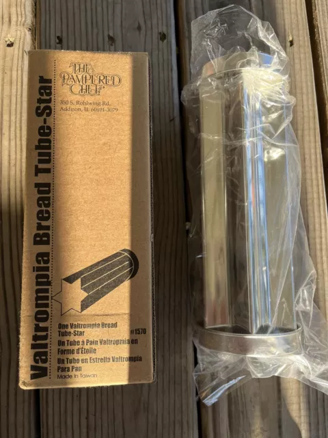 NEW!! Pampered Chef Valtrompia Bread Tube-Star New in Plastic