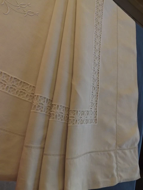 ANCIENS, 1 grand DRAP + 2 TAIES. Avec MONOGRAMME (Gebraucht) in Le