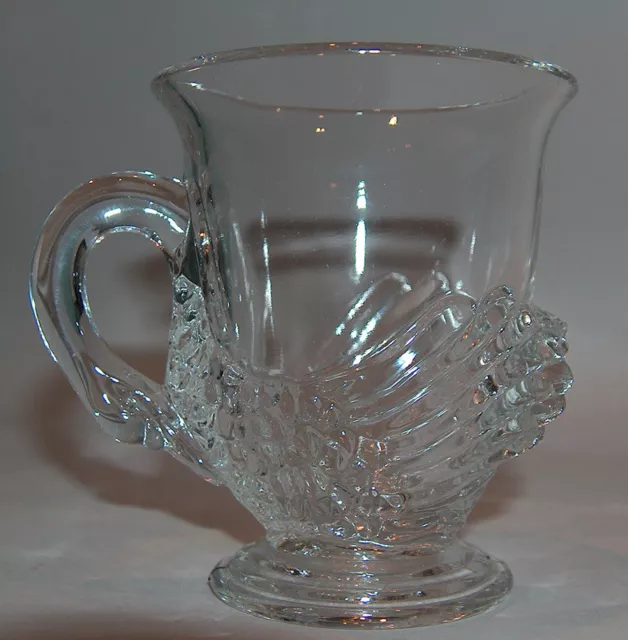 p7721: Scarce Cambridge Swan Punch Cup #1221 Elegant Glass Excellent Condition