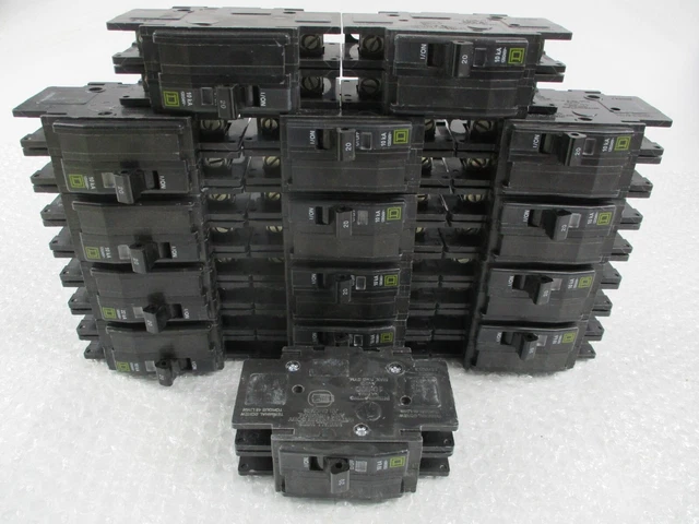 Lot Of 15 New Square D Qou220 Breakers