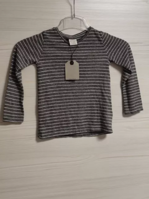 Kinder Langarmshirt Mädchen von Zara in Größe 116 cm und in Grau-Weiß gestreift