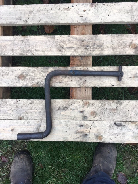 FORDSON MAJOR E27N Starting Handle E27N Cranking Handle and Pin £30.00 ...