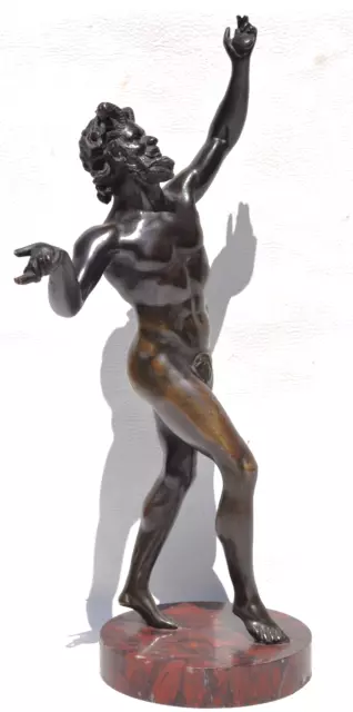 Bronze à patine brune "Faune dansant de Pompéi" d'après l'antique  XIXème siècle