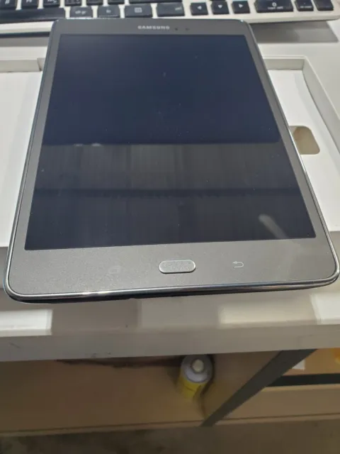 Samsung Galaxy Tab A SM-T350 8.0 16Gb Wi-Fi Fully Functional with yellow edges