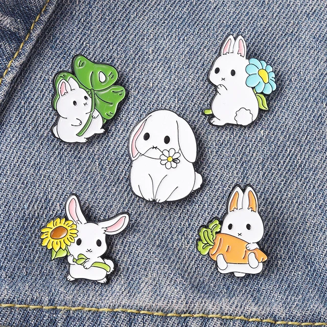 Pin’s Dessin Animé Vintage – Collection Personnages Classiques, Taille 3 X 2,5 Cm, Métal émaillé, Fixation Secure