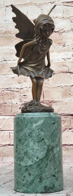 Statue En Bronze Dun Papillon Colore Sur Une Pierre 12 X 11 X 11 Cm main image 0
