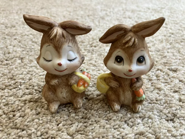 Vtg Easter Bunny Rabbits Salt & Pepper Shakers Taiwan Sticker 3.25”