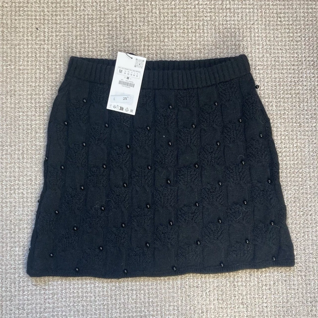 ZARA BLACK KNITTED Mini Skirt Size M Medium With beads