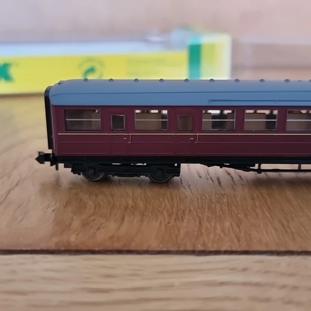 MINITRIX 13115 GRESLEY Brake Composite E10076E in BR Maroon £19.99