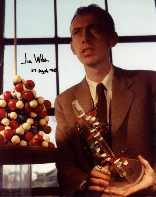 JIM JAMES D WATSON SIGNED 8x10 PHOTO NOBEL PRIZE DOUBLE HELIX DNA STRAND BECKETT