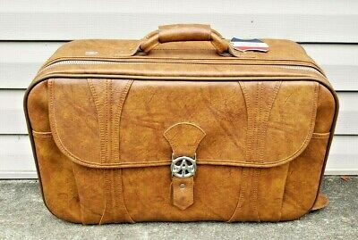 Vintage 1975 American Tourister Brown Leather Carry On Duffle Bag w/ Keys NICE!