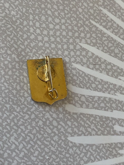 Broche vintage en émail de la Réserve des volontaires de la Royal Naval - France