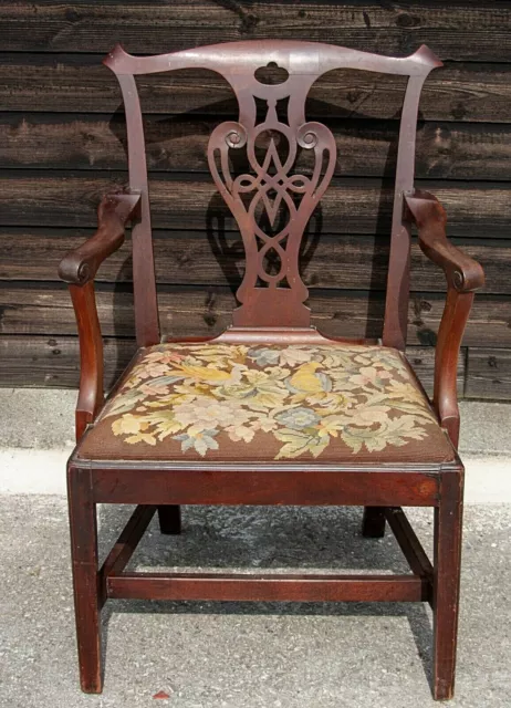 18th/19th Century Chippendale Style Carved Mahogany Armchair! (PAJU724)