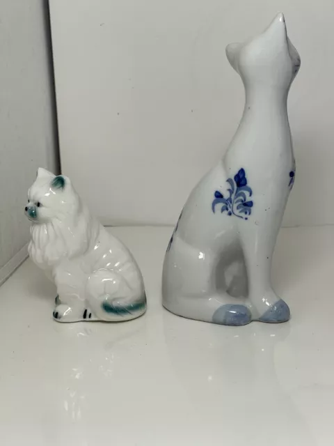 Two Vintage Ceramic Cats White With Blue Trim Nice 3