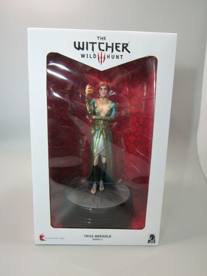 dark horse triss series 2