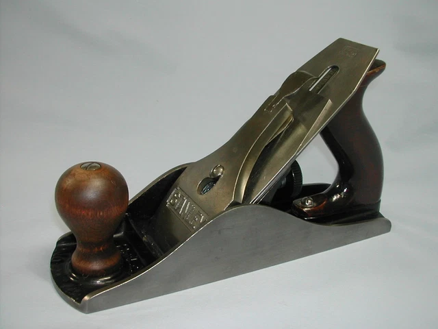 Nice Stanley No. 4 1/2  Smooth Plane, Heavier Duty,  ca 1942,  Hardwood Handles