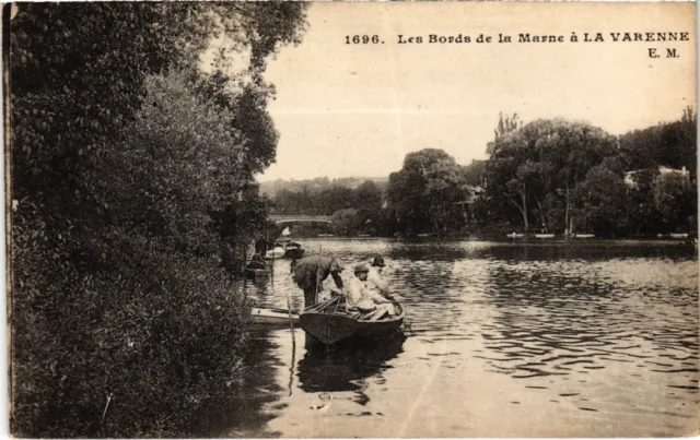 CPA La Varenne Les Bords de la Marne (1347681)