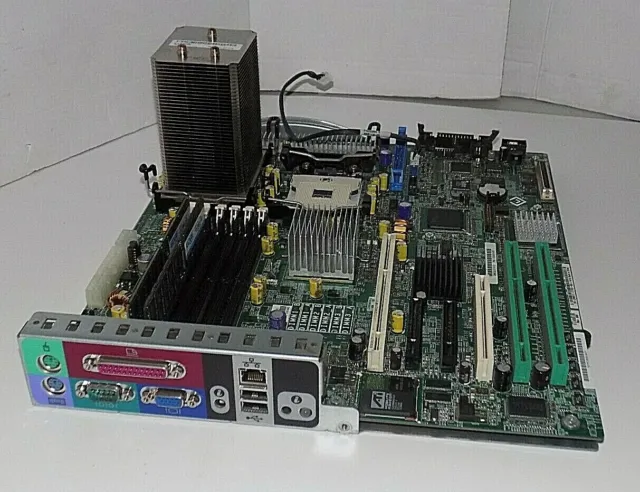 Dell PowerEdge Server 1800 System Board / MOTHERBOARD P/N 0P8611 INTEL XEON CPU