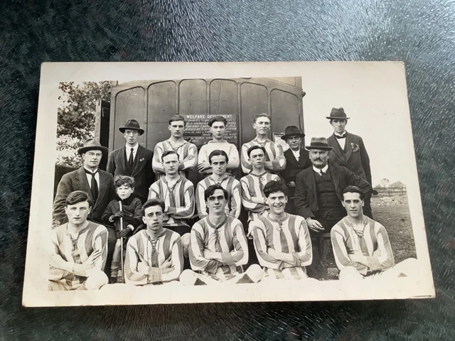 RARE VINTAGE POSTCARD unknown football team around 1910 £4.99 PicClick UK