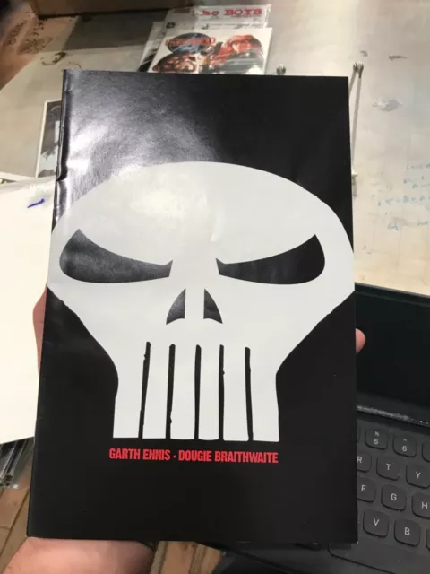Punisher Kills the Marvel Universe #1 variant Marvel | Skull Variant Garth Ennis