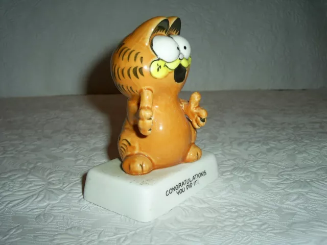 Vintage Garfield 1981 Ceramic Figure -PASSED THE DRIVING TEST . ENESCO 2