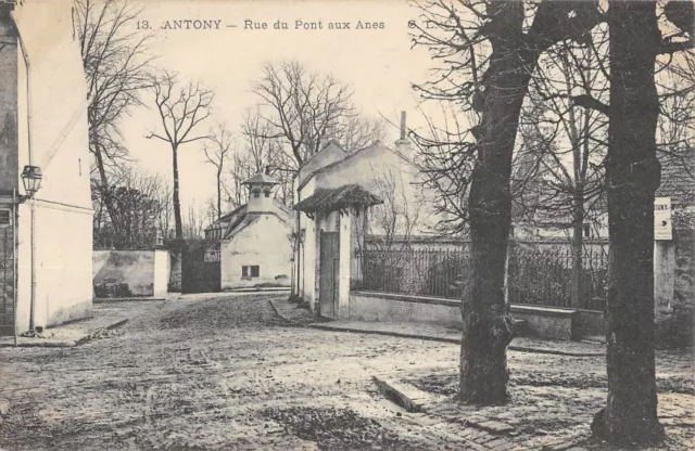 Cpa 92 Antony Rue Du Pont Aux Anes