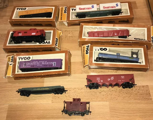 9 Vtg Tyco Ho Train Car Lot Chateau Martin Dow Cnj Sea Train Penn Central Cb & Q
