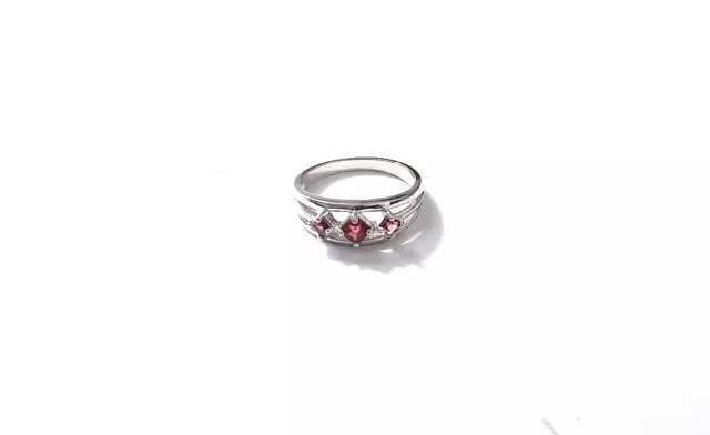 Vintage 925 Sterling Silver Plated Ring w/Ruby Red Stones Size 8 3/4 (16)