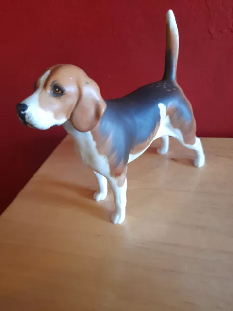 Beswick  Beagle Large Dog Figurine Wendover Billy Matt Finish