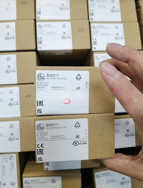 1pcs IFM SI5011 Flow Sensor