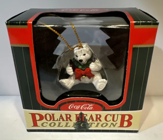 Coca-Cola Polar Bear Cub Collection Ornament "Wreath & Coke Bottle" 1999 Vintage