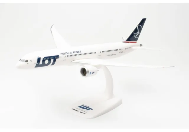 Herpa SnapWings 614108 LOT Polish Airlines Boeing 787-9 Dreamliner  1:200 NEU