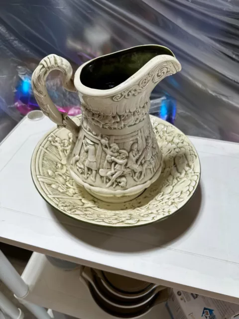 https://www.picclickimg.com/8UAAAOSwiqdk9kPb/The-Witches-Pursuit-Ceramic-Water-Pitcher-Basin.webp