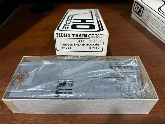HO Scale Tichy Undecorated USRA Single Sheath boxcar kit
