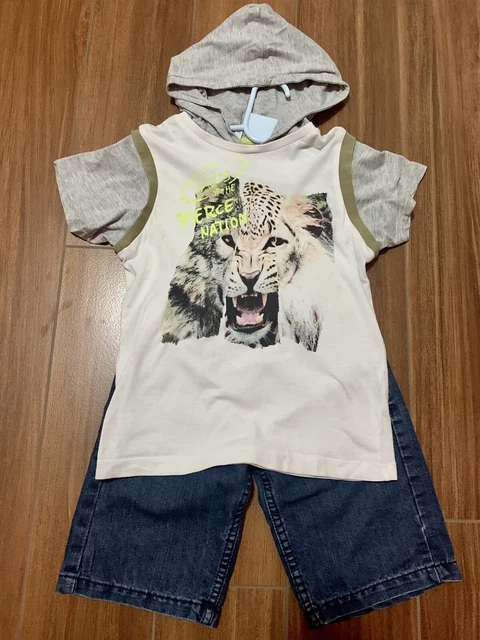 Completo bambino 5-6 anni 116 cm, T-shirt con cappuccio e pantaloncini jeans