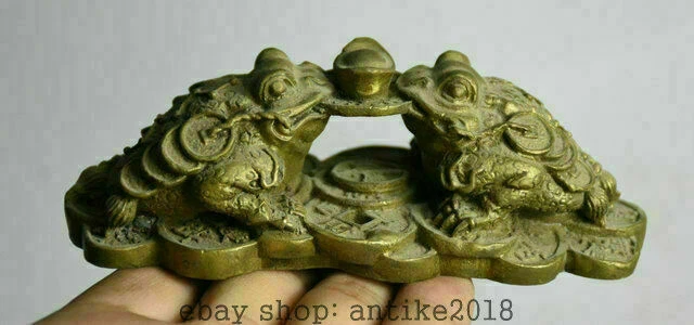 4.8"Old China Copper Brass Folk Feng Shui Golden Toad Spittor Wealth Statue Pair