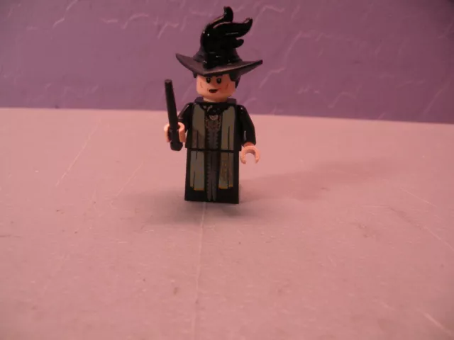 LEGO Harry Potter Minifigure Madame Pince HP355 From Dumbledore Office 76402