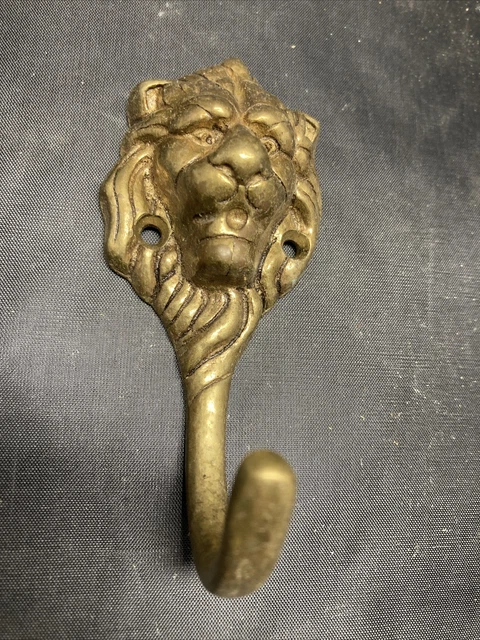 Solid Brass Lion Head Antique Coat Hat Hooks Hanger Home Or School.