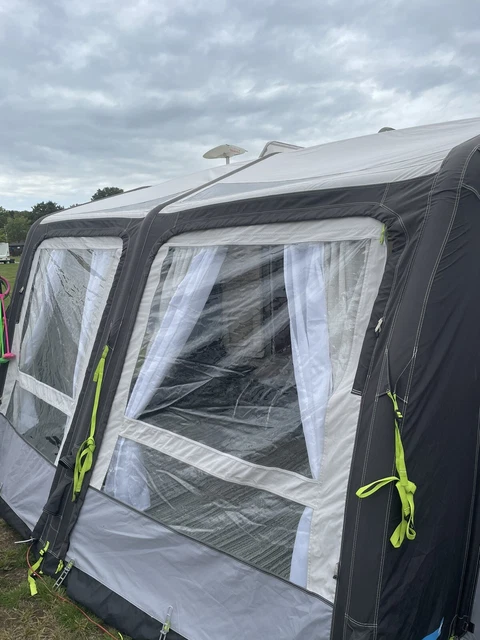 zelte für autodach Skandika Dachzelt Skyland 2 Sleeper | Autodachzelt 2 Personen, Autozelt mit Matratze, Schwarze Schlafkabine, feuerhemmend, wasserfest 6000 mm, mit Moskitonetz, UPF 50+ CDT Zeltboden – Meventa GmbH Farbe:Froschgrün