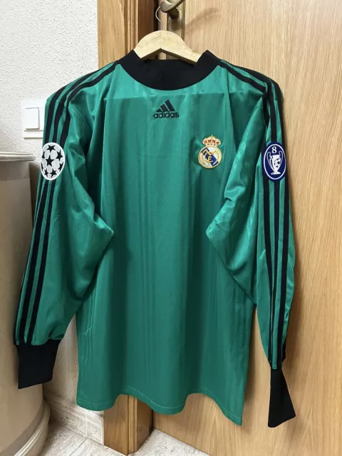Camiseta Portero Real Madrid. Goalkeeper jersey. Maglia portiere.Maillot gardien
