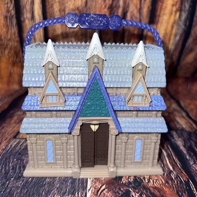 DISNEY FROZEN FOLD And Go Arendell Castle Playset Doll house £19.53