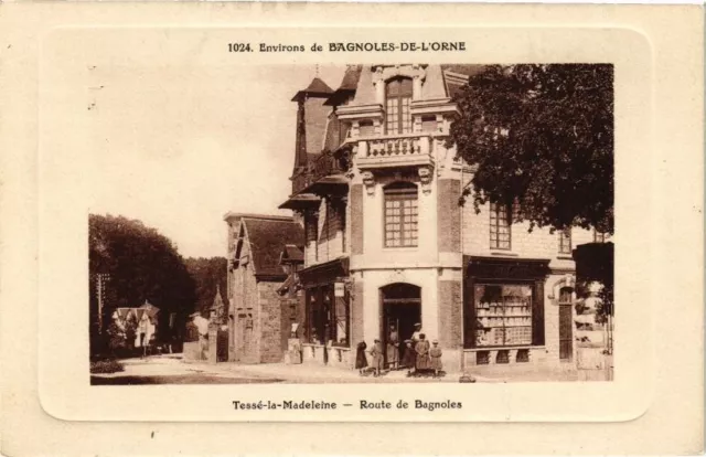 CPA TESSÉ-la-MADELEINE - Route de BAGNOLES (195273)
