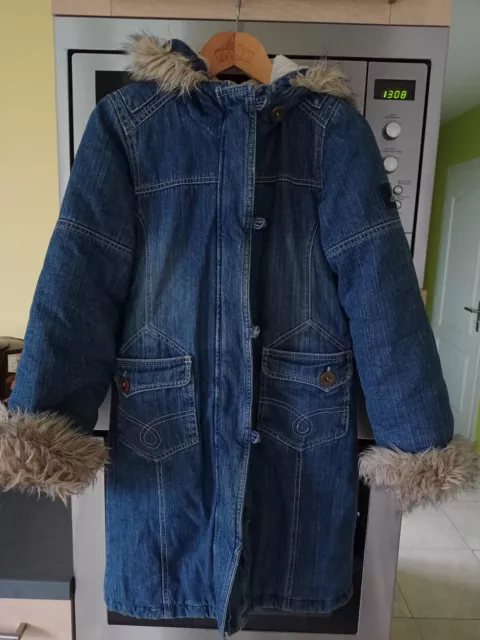 Manteau jeans fourrée fille taille 10ans, état neuf