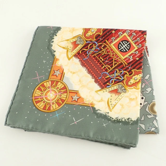 Hermes La Magie Magic Carres90 Silk 100 Scarf Gray System Women _13927