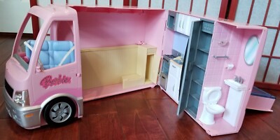 BARBIE HOT TUB PARTY BUS Pink Motor Home RV Camper 2006 Mattel ~ Lights