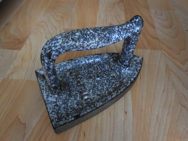 Outils anciens - FER A REPASSER ANCIEN FER A CHEVAL 4