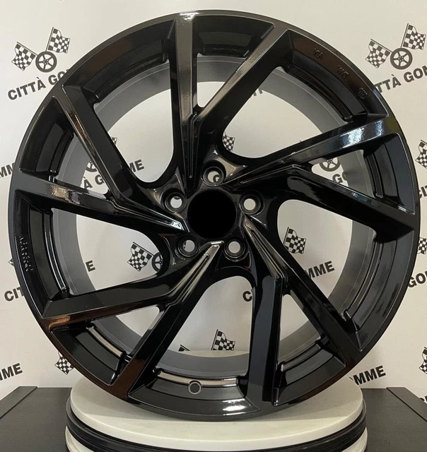 Jeu De 4 Jantes Alliage 17" Avus Pour Nissan Juke, Qashqai, X-Trail - 5x114.3, ET40, 7.5J