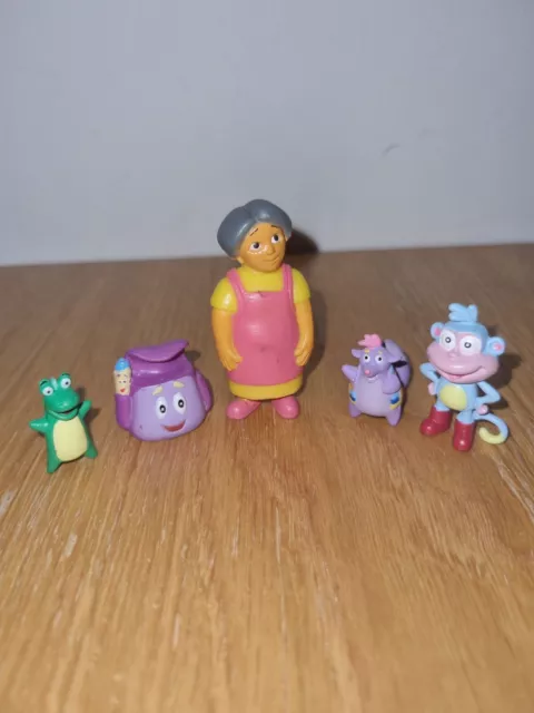 Dora The Explorer Toy Figures Bundle