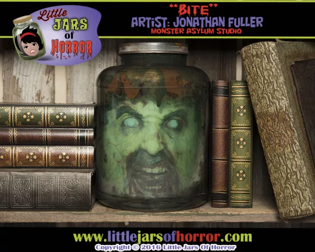 Bite Monster "Head in Jar" Halloween/Horror Prop/Decor-  Fetid Green Version